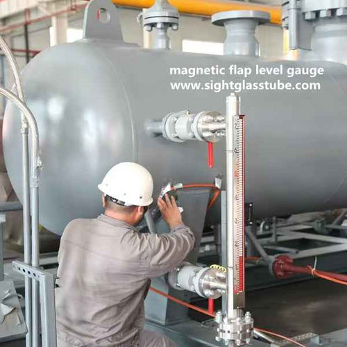 Magnetic flap level gauge